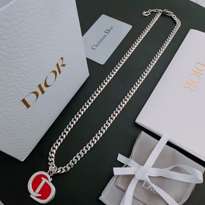 Dior Necklace 05lyr317 (1)